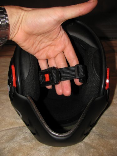 Chin strap system
The chin strap uses a locking buckle system that looks just like a lap belt you'd find in an old car or modern airplane.  I like it far better than the out-dated D-ring system many helmets still use.
