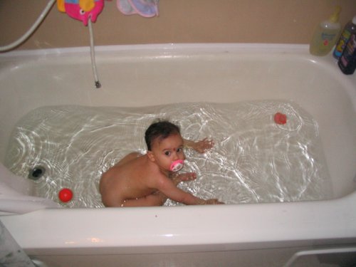 Taking a bath like a big girl!
