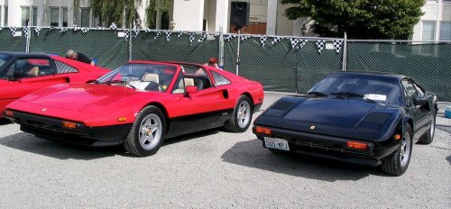 A pair of Ferrari 308's.
