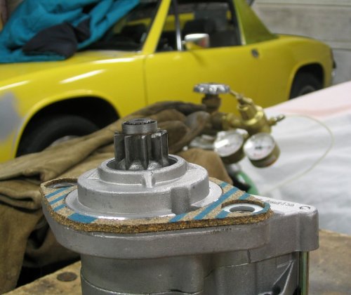 Another shot & ready to go into the yellow 914 you see in the background :-)
