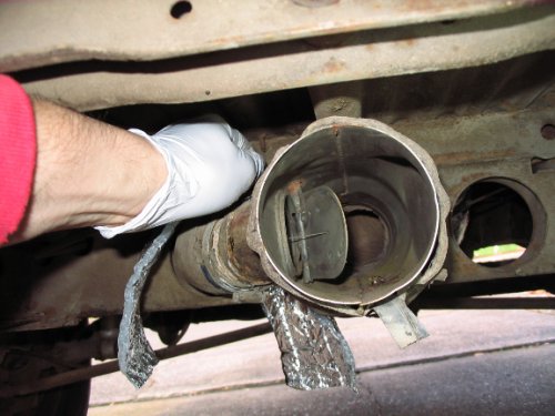 Flap fully open, allowing some of the heated air to divert into the center of the Bus for the rear passengers.
