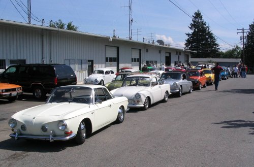 The Type 3's lined up at Franklin's shop, ready for the cruise.
