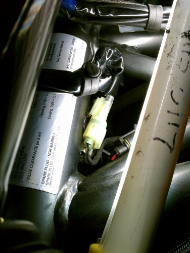 3-pin connecter goes on next.  Notice the positioning.
