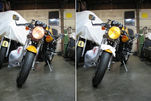 Day-time, parking lamp only
Comparison of the two bulbs.  On the left is the standard incandescent and on the right is the LED unit.
