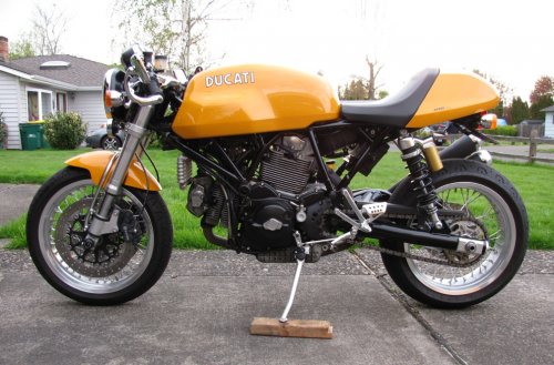 Different views of the product.
