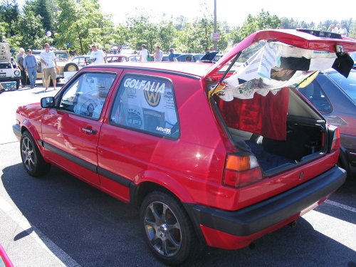 This Golf was set up to sleep two.  A good attempt but can't beat a Type 3 with camping hinges!
