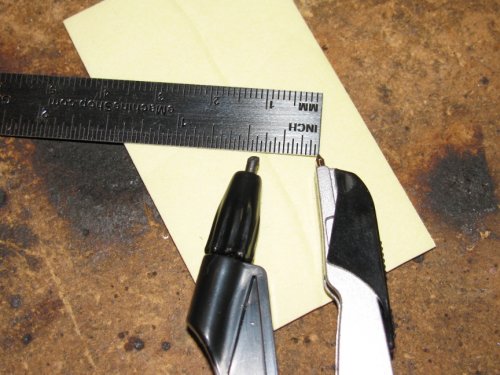 To make a nice 7/8" circle use a compass and set it to 7/16" (about 11mm).
