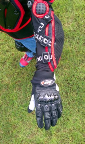 Top view of Kid's Diversion Off-Road Motorcycle Gloves.  Decent knuckle protection and padding on top.
