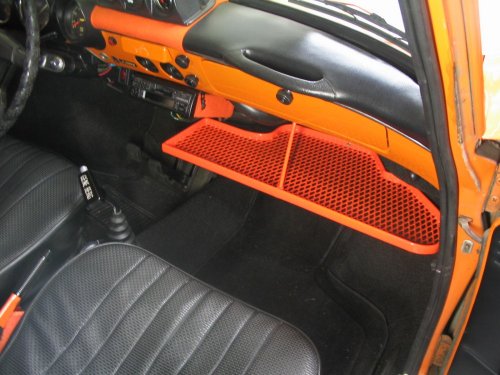 Prototype completely coated in bright orange vinyl.  Working temperature range is -60�F to 240�F.  Clean with water-based solutions, 409, or denatured alcohol.  [color=red][b]Do NOT clean with petrol cleaning products (for example, acetone)![/b][/color].  Thanks to AccuKraft Inc. for the industrial coating (503-681-9151).
