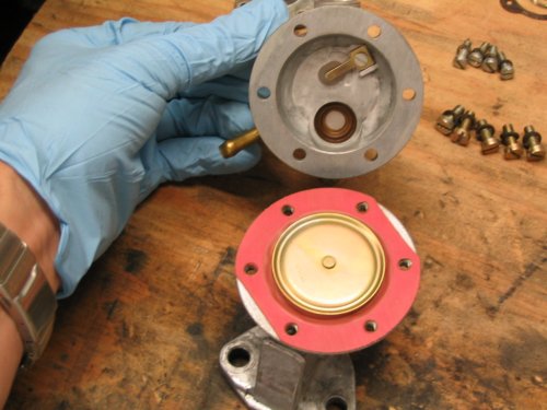 Take the middle section off and we see this.
