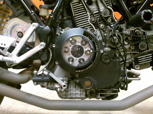 Mounted and behind my Rizoma vented clutch cover.
